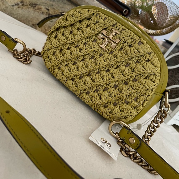 New Tory Burch KIRA CROCHET SMAL.
CAMERA BAG - Picture 11 of 11
